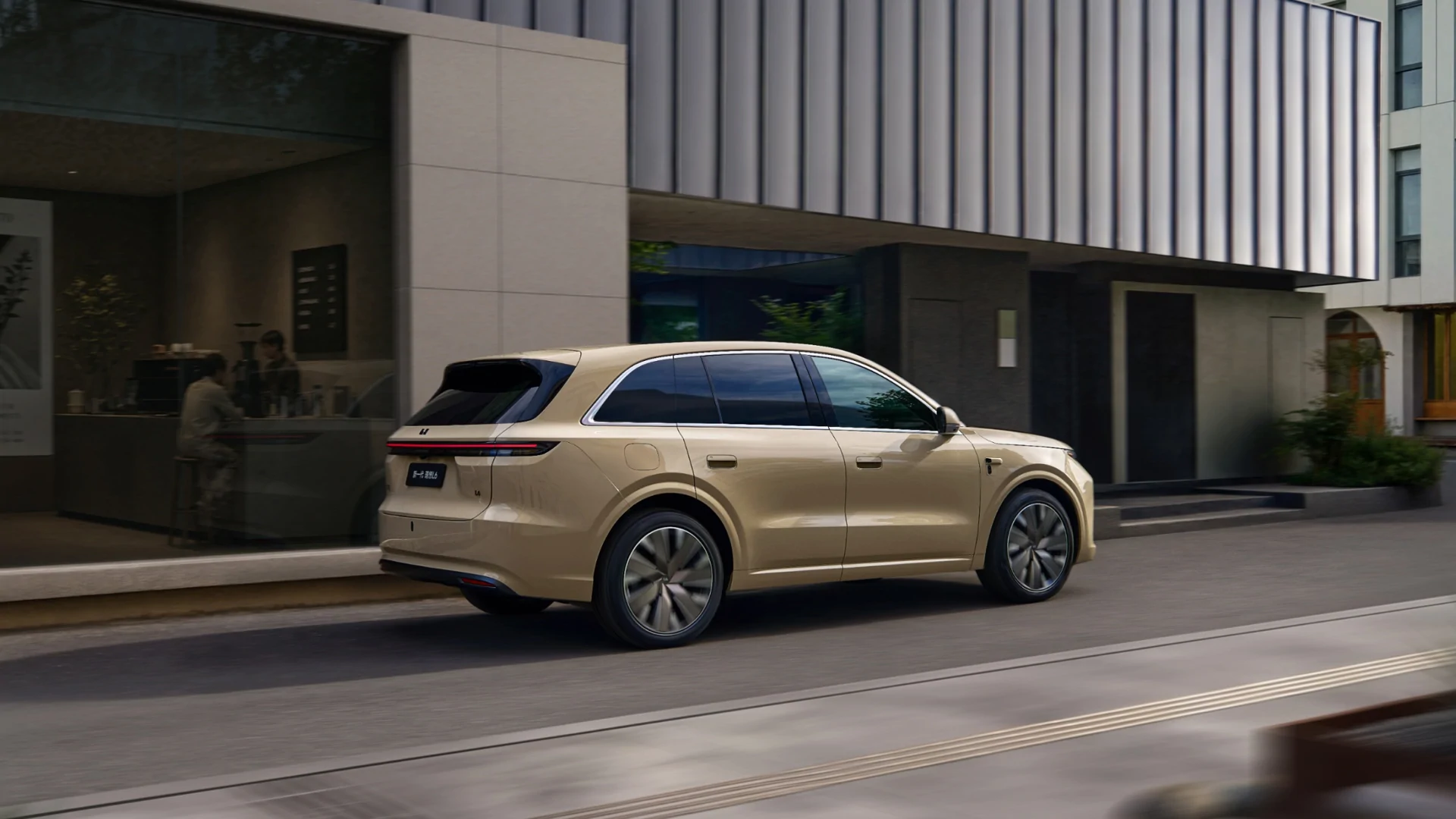 Li Auto L6 · الخارج