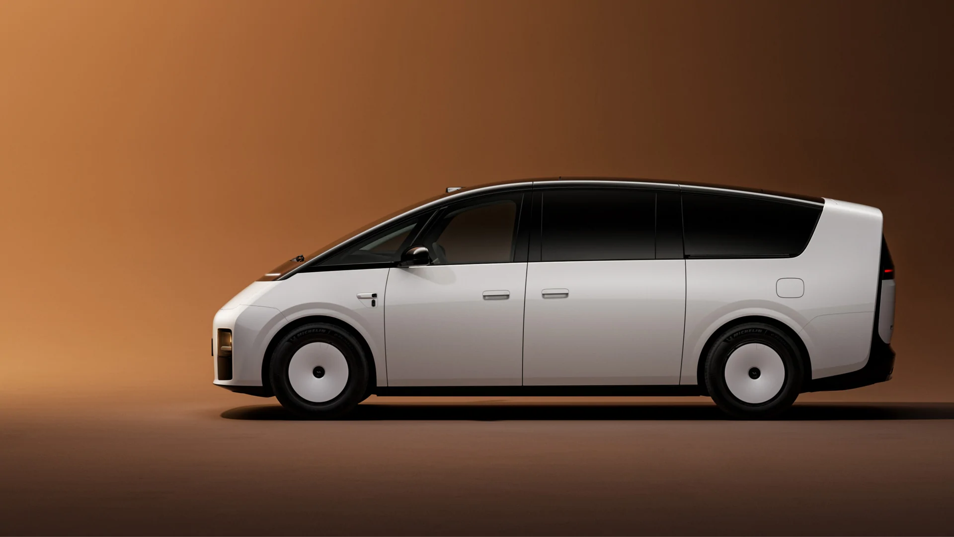 Li Auto MEGA · الخارج